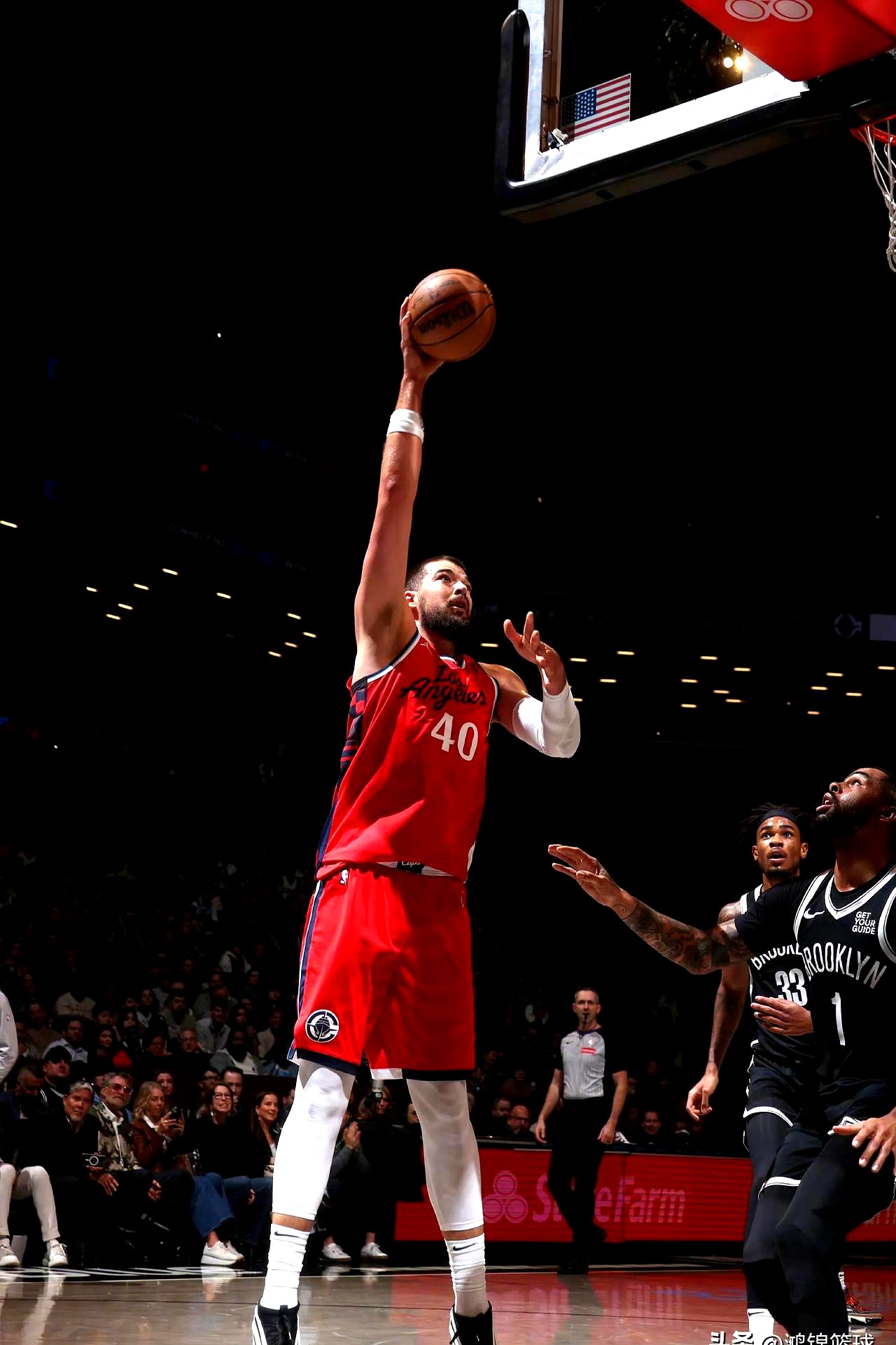 关于金州勇士训练开放日，今晚止住颓势引欢呼，NBA常规赛在即，资深球员宣示担当的信息